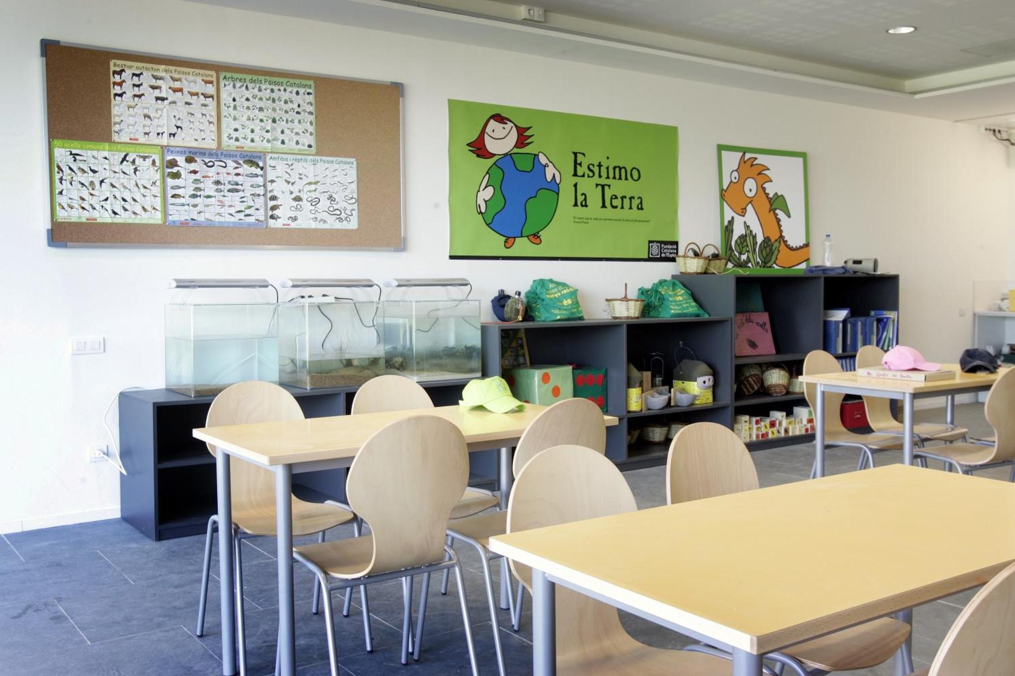 Centre Esplai Albergue El Prat de Llobregat Bagian luar foto