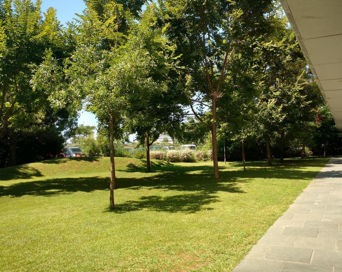 Centre Esplai Albergue El Prat de Llobregat Bagian luar foto