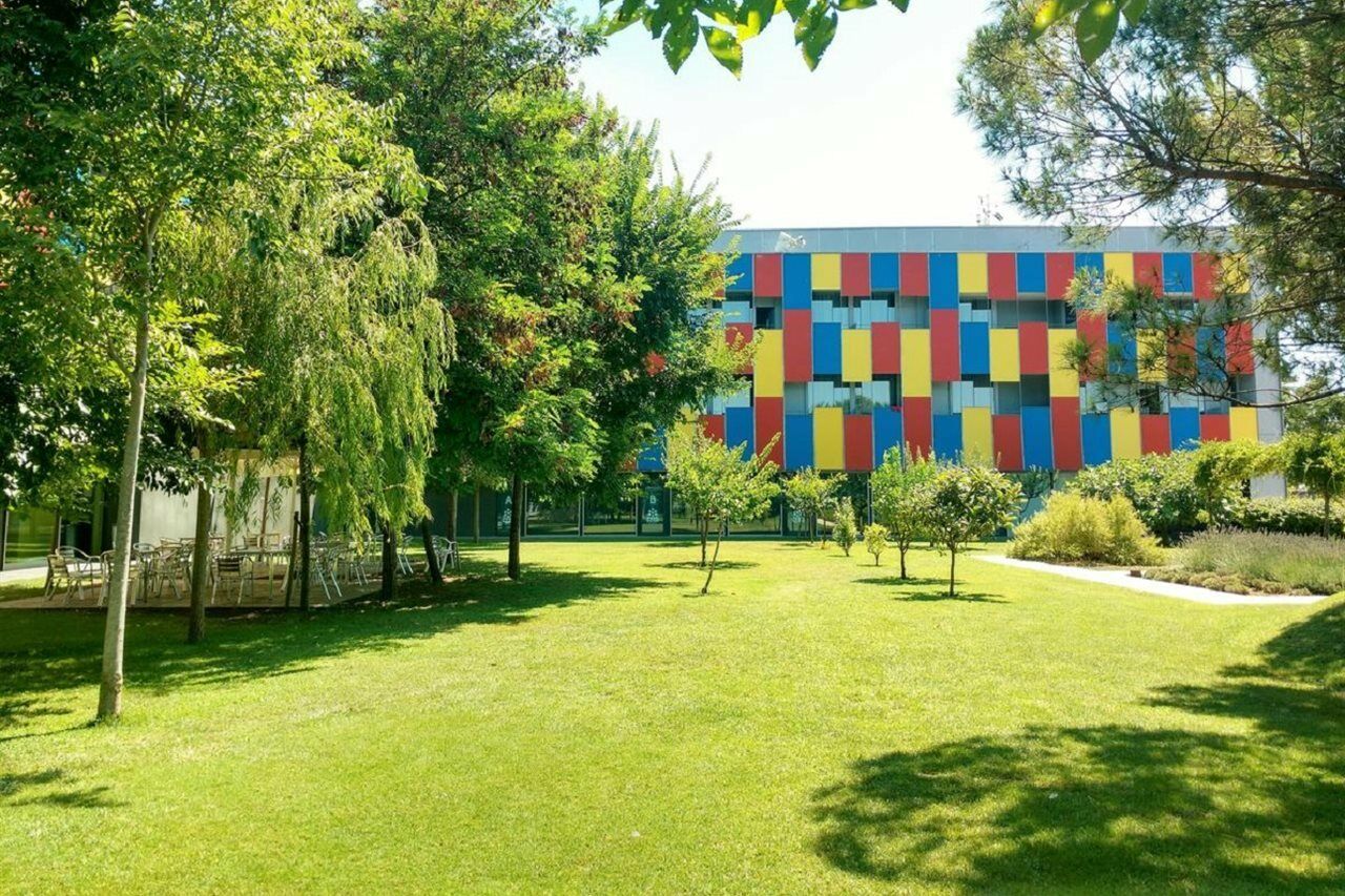 Centre Esplai Albergue El Prat de Llobregat Bagian luar foto